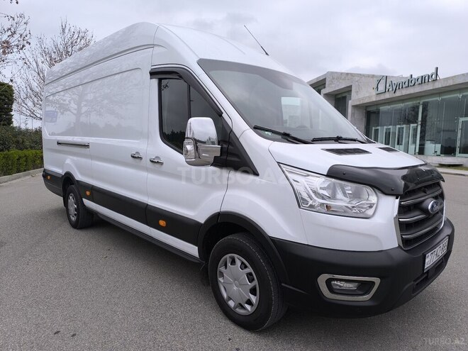 Ford Transit-6