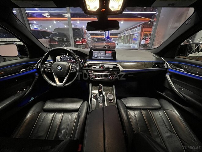 BMW 530-12