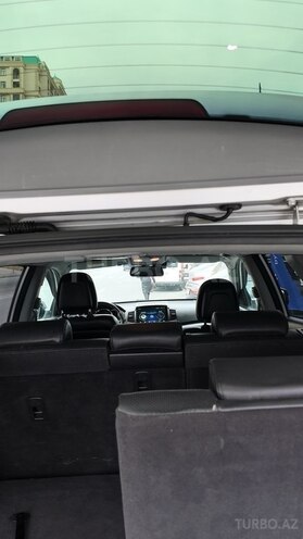 Kia Sorento-12