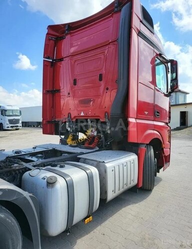Mercedes Actros 1844 2013, 930,000 km - 13.0 l - Bakı