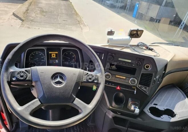 Mercedes Actros 1844 2013, 930,000 km - 13.0 l - Bakı