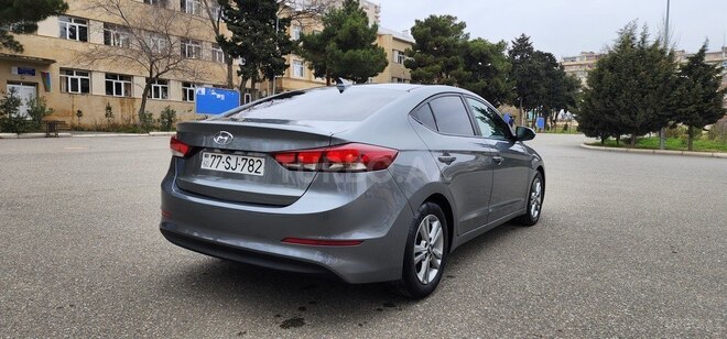 Hyundai Elantra 2016, 111,045 km - 2.0 l - Bakı