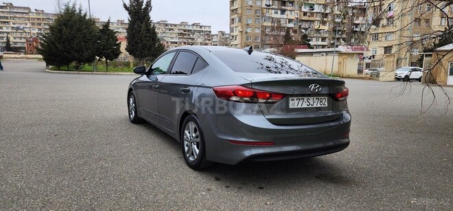 Hyundai Elantra 2016, 111,045 km - 2.0 l - Bakı