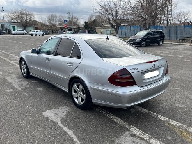 Mercedes E 200 d 2003, 409,000 km - 2.0 л - Sumqayıt