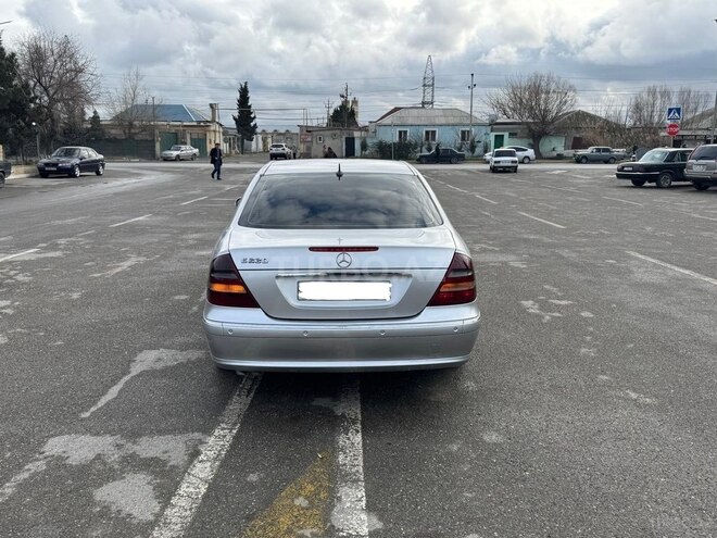 Mercedes E 200 d 2003, 409,000 km - 2.0 л - Sumqayıt
