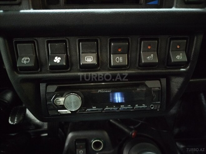 LADA (VAZ) Niva-12