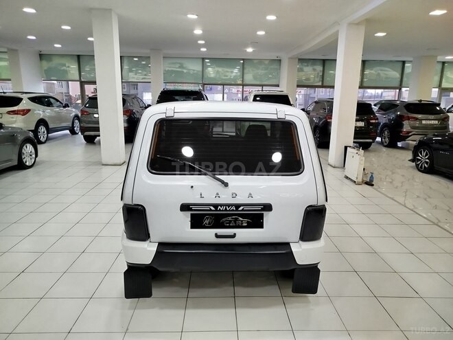 LADA (VAZ) Niva-5