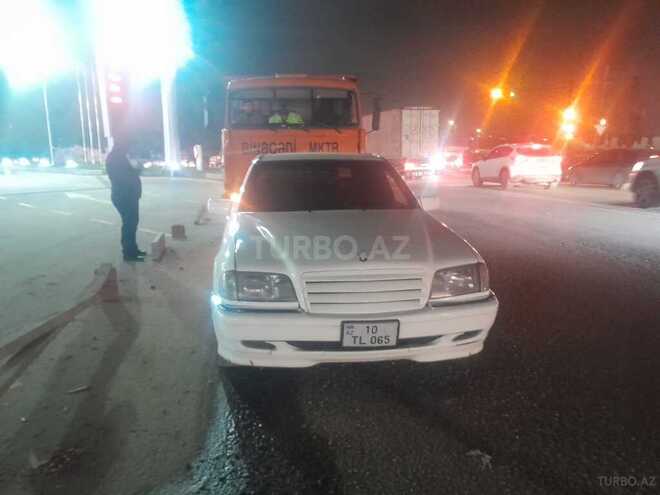 Mercedes C 220 1995, 394,250 km - 2.2 l - Bakı