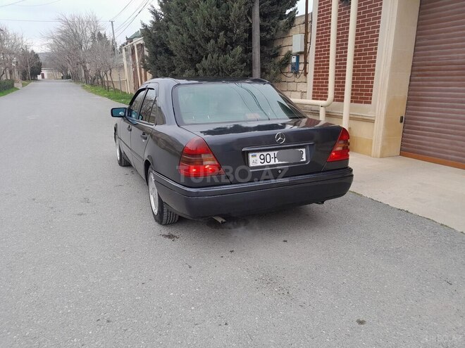Mercedes C 180 1993, 200,000 km - 1.8 л - Bakı