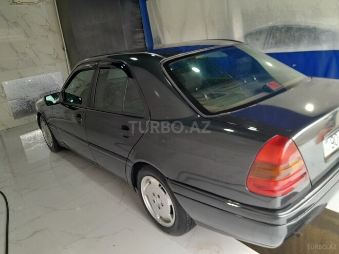 Mercedes C 180 1993, 200,000 km - 1.8 л - Bakı