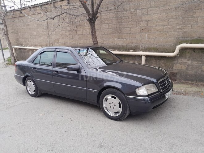 Mercedes C 180 1993, 200,000 km - 1.8 л - Bakı