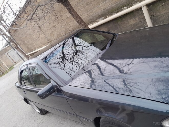 Mercedes C 180 1993, 200,000 km - 1.8 л - Bakı