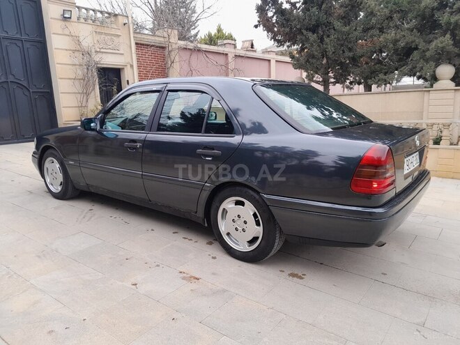 Mercedes C 180 1993, 200,000 km - 1.8 л - Bakı
