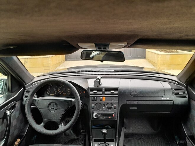 Mercedes C 180 1993, 200,000 km - 1.8 л - Bakı