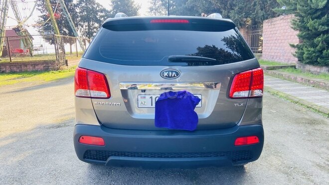 Kia Sorento 2011, 254,950 km - 2.0 l - Cəlilabad