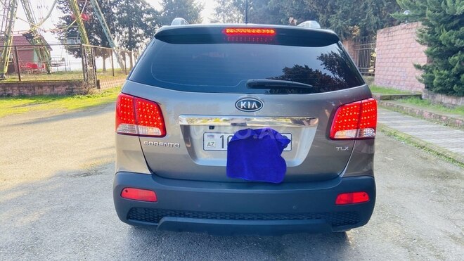 Kia Sorento 2011, 254,950 km - 2.0 l - Cəlilabad