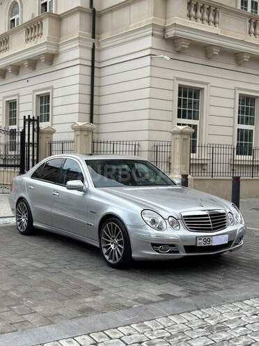 Mercedes E 240 2004, 353,000 km - 2.6 l - Bakı
