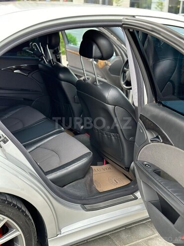 Mercedes E 240 2004, 353,000 km - 2.6 l - Bakı