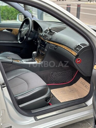 Mercedes E 240 2004, 353,000 km - 2.6 l - Bakı