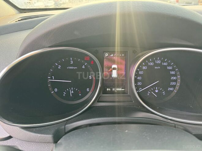 Hyundai Santa Fe-3