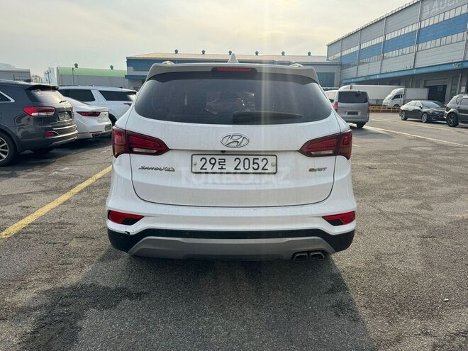 Hyundai Santa Fe-2