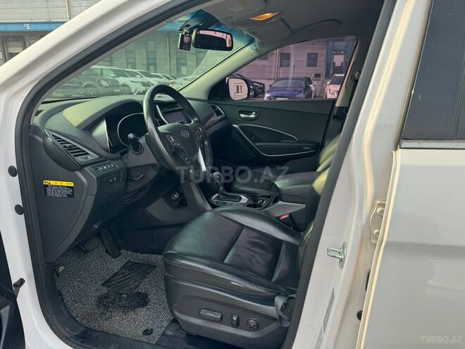 Hyundai Santa Fe-14