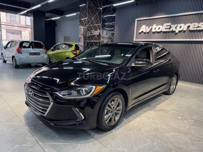 Hyundai Elantra-6