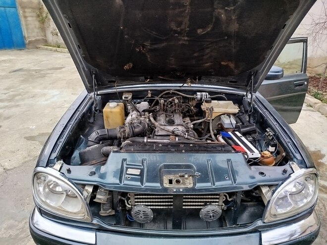 GAZ 31105 2004, 175,000 km - 2.4 l - Bakı