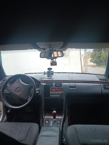 Mercedes E 230 1996, 570,000 km - 2.3 l - Bakı
