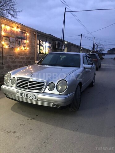 Mercedes E 230 1996, 570,000 km - 2.3 l - Bakı