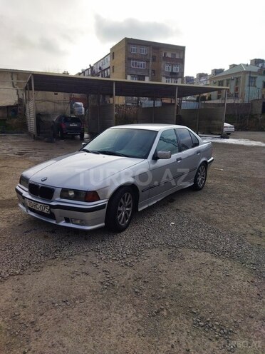 BMW 318 1991, 379,000 km - 1.8 l - Bakı