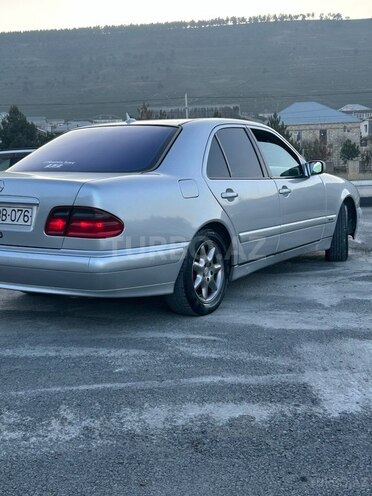 Mercedes E 220 d 1999, 335,826 km - 2.2 l - Siyəzən