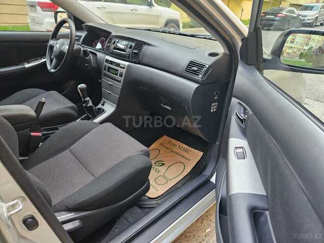 Toyota Corolla 2006, 233,000 km - 1.4 l - Bakı