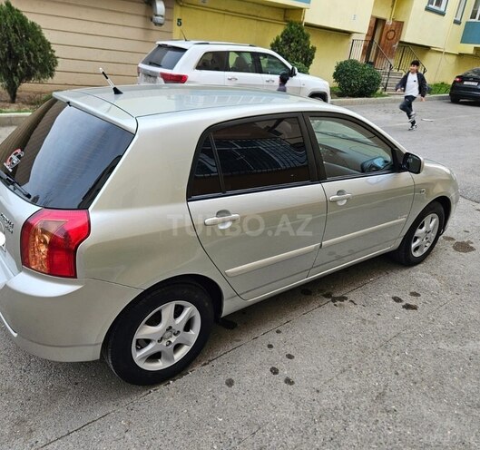 Toyota Corolla 2006, 233,000 km - 1.4 l - Bakı