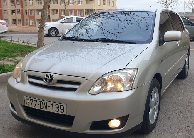 Toyota Corolla 2006, 233,000 km - 1.4 l - Bakı