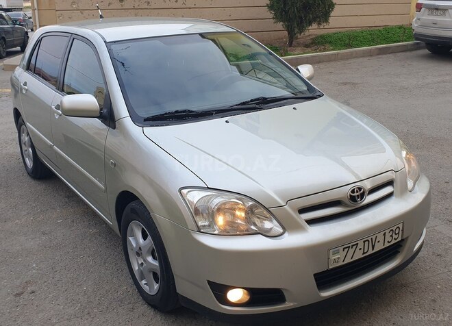 Toyota Corolla 2006, 233,000 km - 1.4 l - Bakı