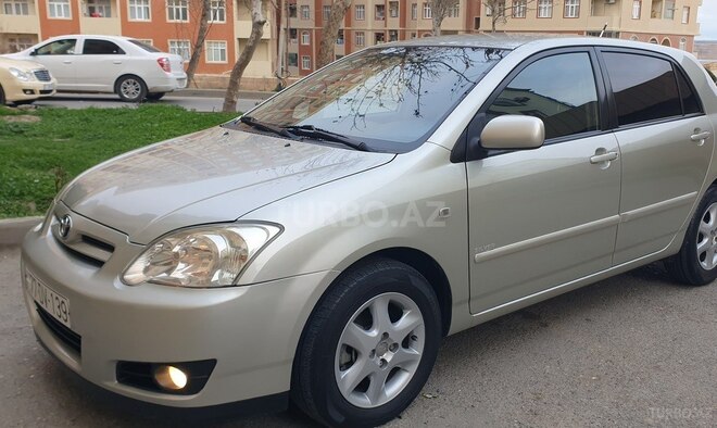 Toyota Corolla 2006, 233,000 km - 1.4 l - Bakı