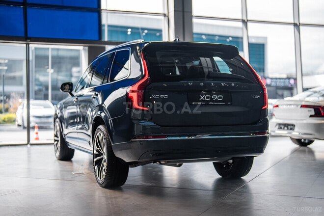 Volvo XC90-10