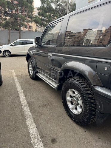 Mitsubishi Pajero 1993, 400,000 km - 2.5 l - Bakı
