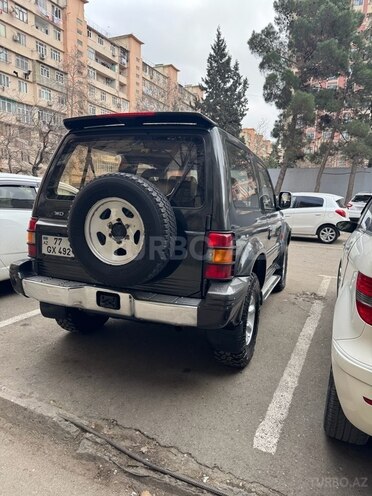 Mitsubishi Pajero 1993, 400,000 km - 2.5 l - Bakı