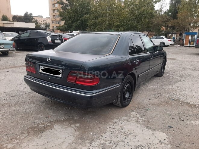Mercedes E 220 d 2000, 405,000 km - 2.2 l - Bakı