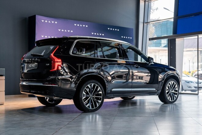 Volvo XC90-6