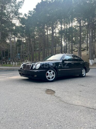 Mercedes E 280 2000, 270,000 km - 2.8 l - Sumqayıt
