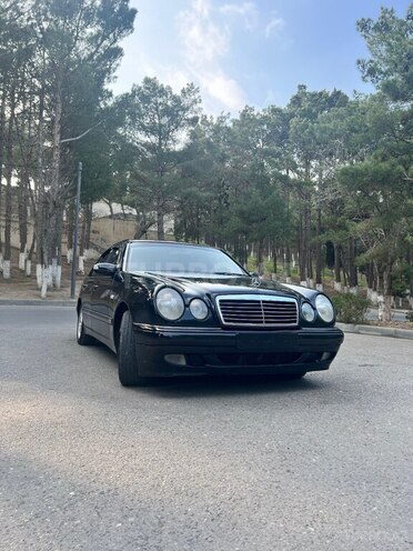 Mercedes E 280 2000, 270,000 km - 2.8 l - Sumqayıt