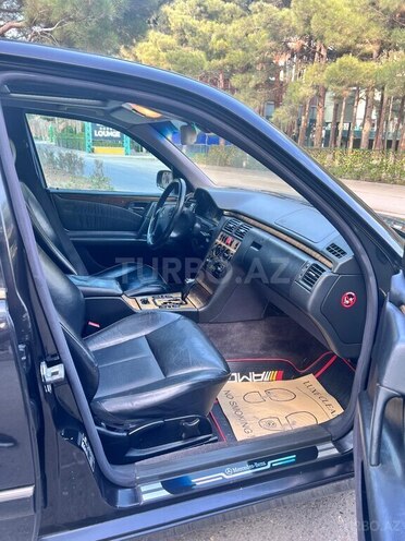 Mercedes E 280 2000, 270,000 km - 2.8 l - Sumqayıt