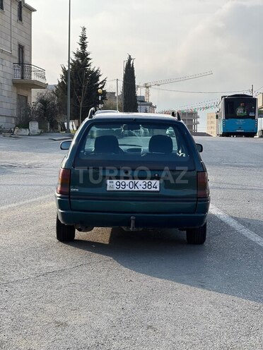 Opel Astra 1997, 200,000 km - 1.6 l - Bakı