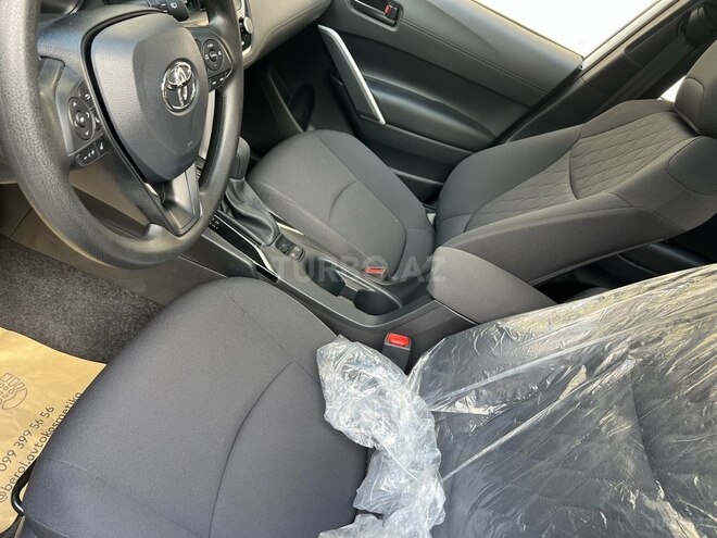 Toyota Corolla Cross-6