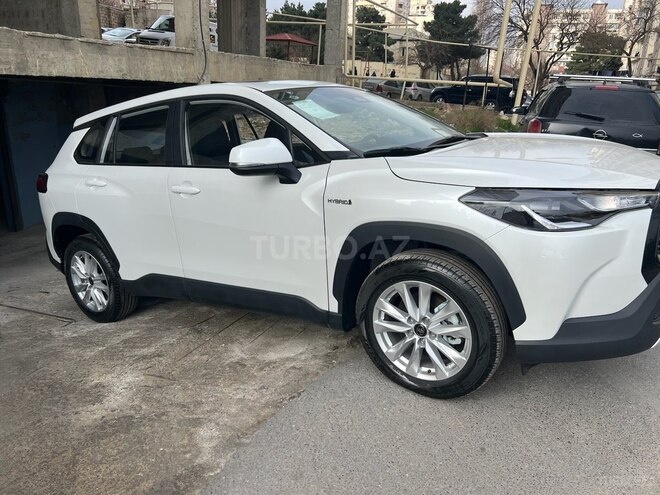 Toyota Corolla Cross-3