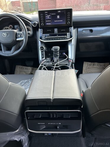 Toyota Land Cruiser 2024, 7,541 km - 4.0 л - Sumqayıt