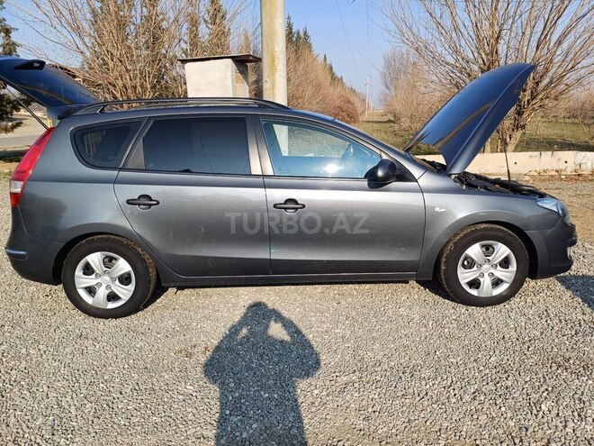Hyundai i30 2009, 180,000 km - 1.4 l - Ağcabədi
